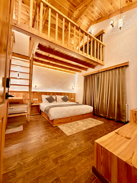 Modern bathroom facilities at Pear Meadows luxury cottage